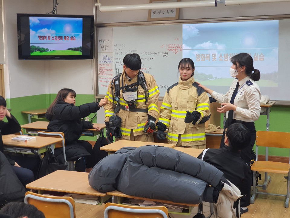 KakaoTalk_20191217_142304349_09.jpg